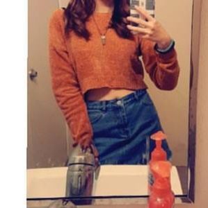 COPY - Super soft cropped burnt orange sweater